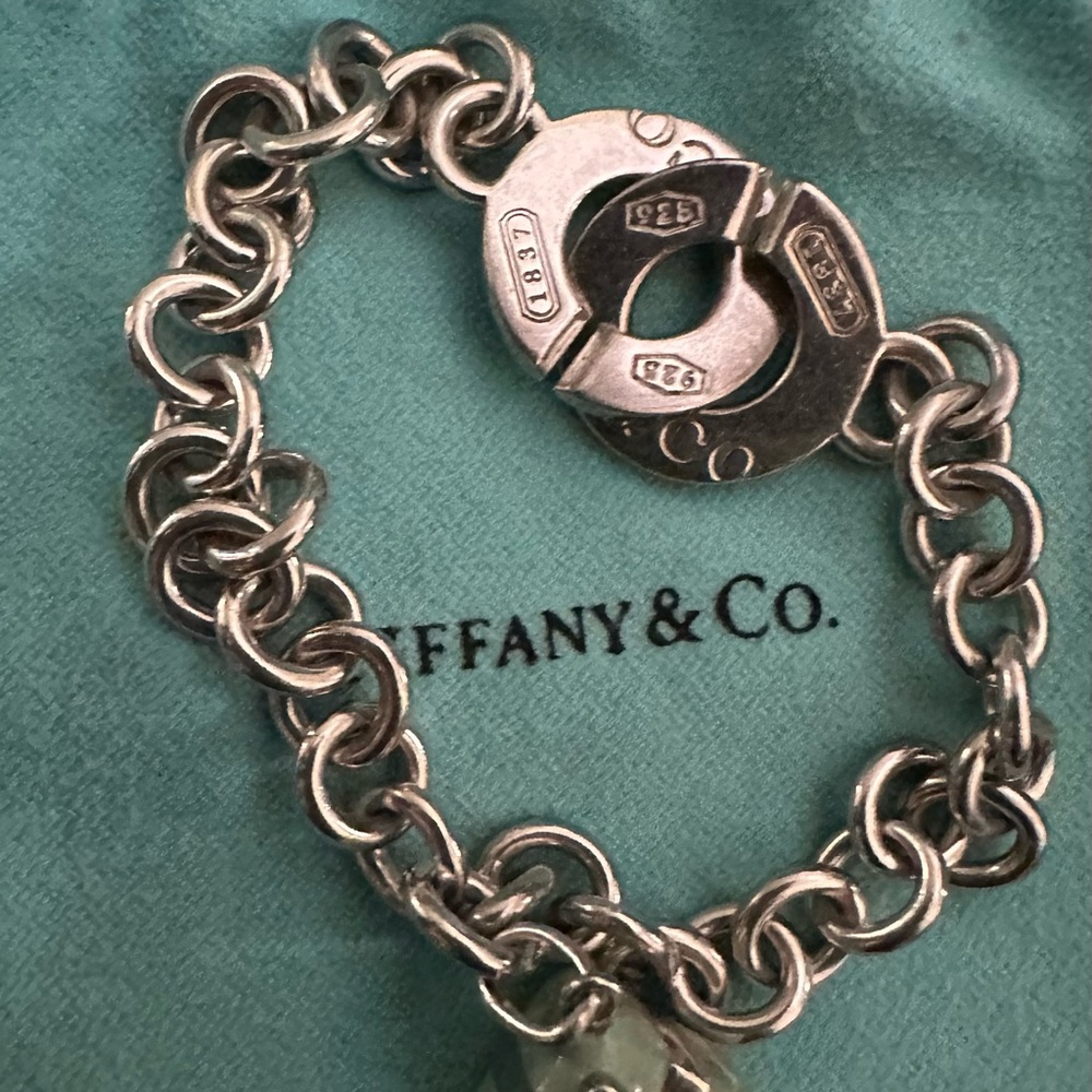 Tiffany and co 1837 Interlocking Bracelet W/Gift box Charm